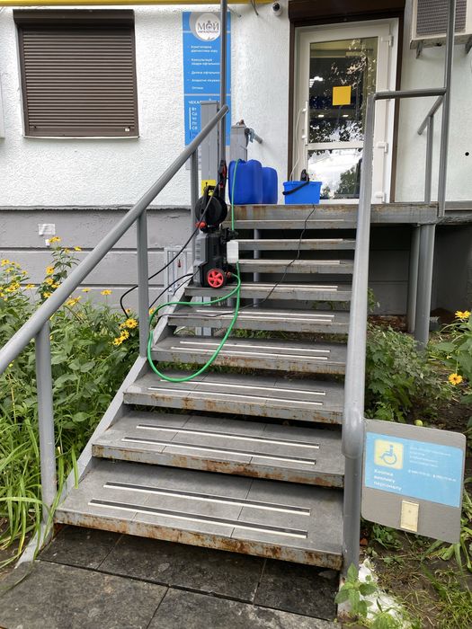 Уборка квартир, домов, офисов, клининг, мойка окон витрин, химчистка