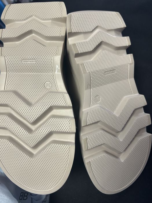 Шкіряні жіночі мокасини на платформі (36р, 23см, нові)