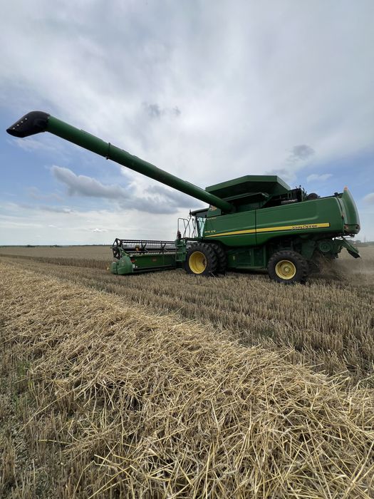 Послуги комбайна John Deere