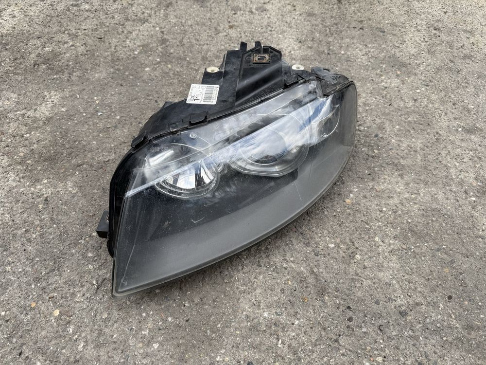 Audi A3 8P Lampa Lewy Przód Xenon