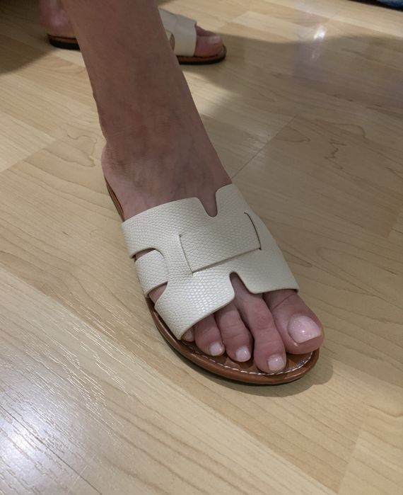 Жіночі літні сандалі