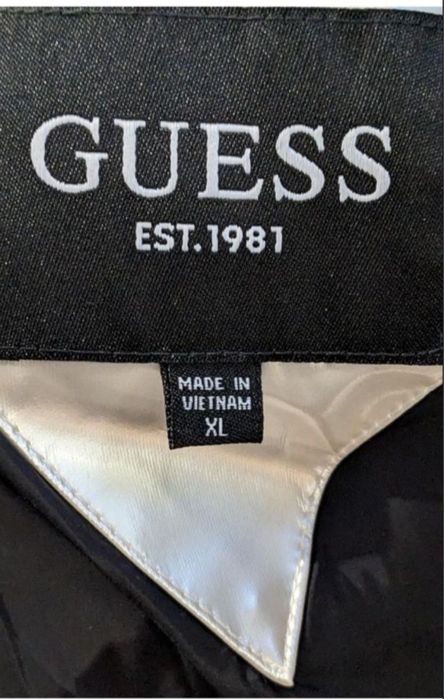 Оригінальна чоловіча куртка пуховик Guess
