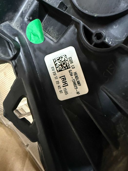 Lampa prawy przód Ford Escape/Kuga Mk2 Lift igła oryginał USA
