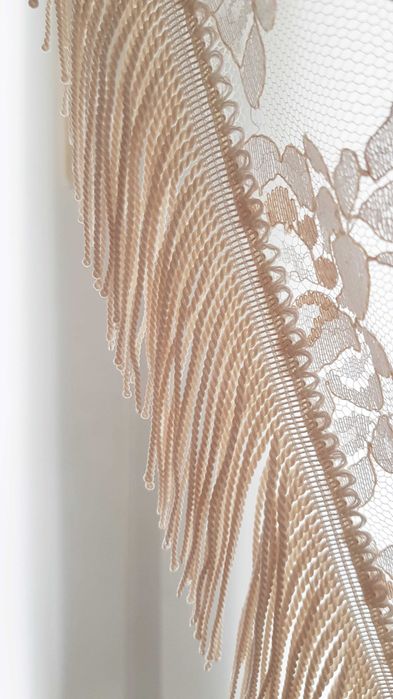 Stare koronkowe firany dla konesera