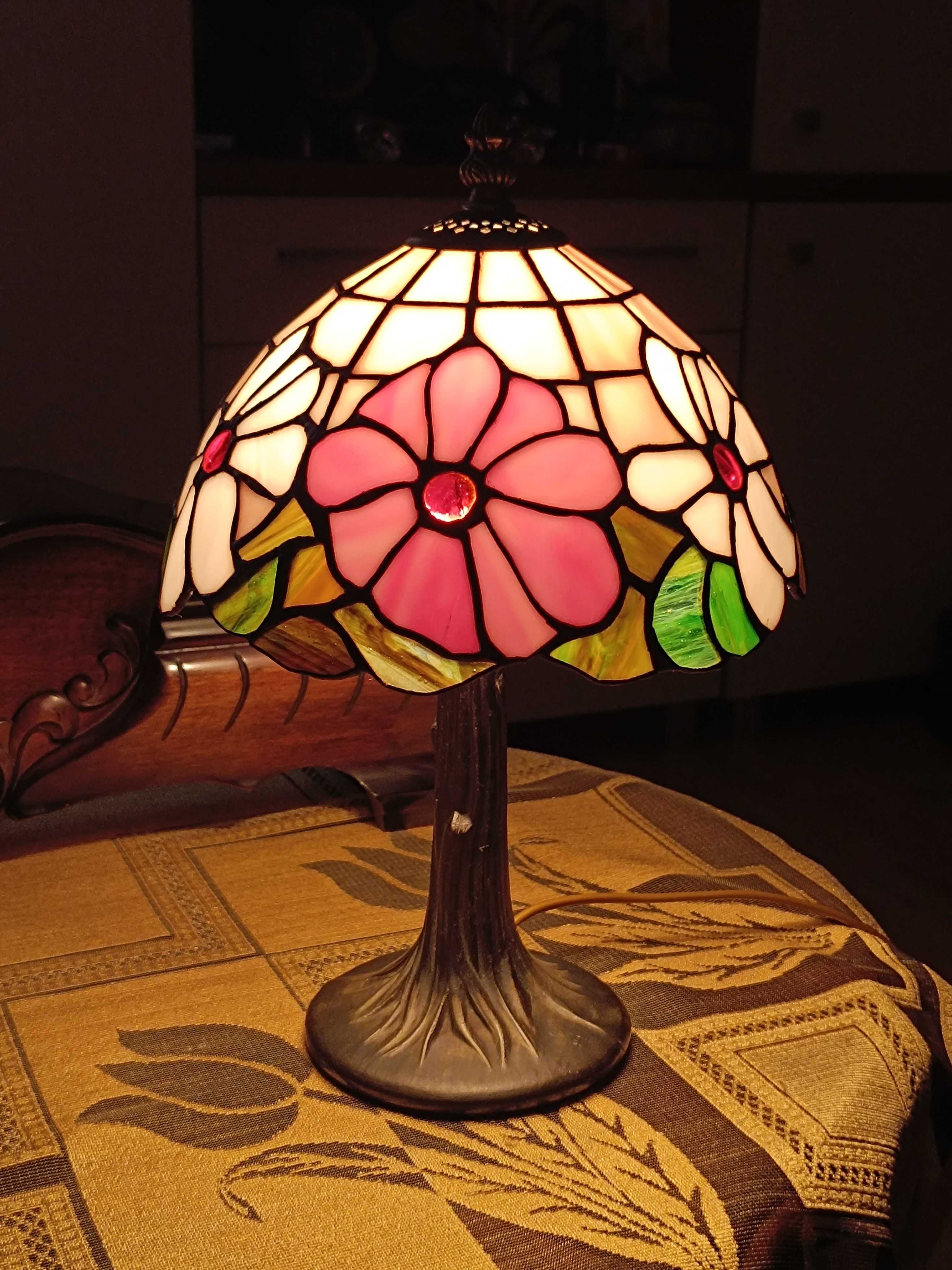 Lampa ,,Tiffany " witrażowa - Kwiaty