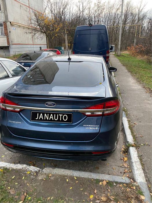 Ford Fusion Hybrid Titanium 2017