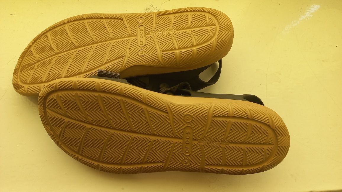 Чоловічі сандалі Crocs Sandal Swiftwater