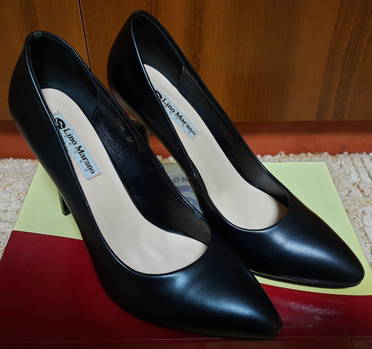 туфлі жіночі нові, розмір 37