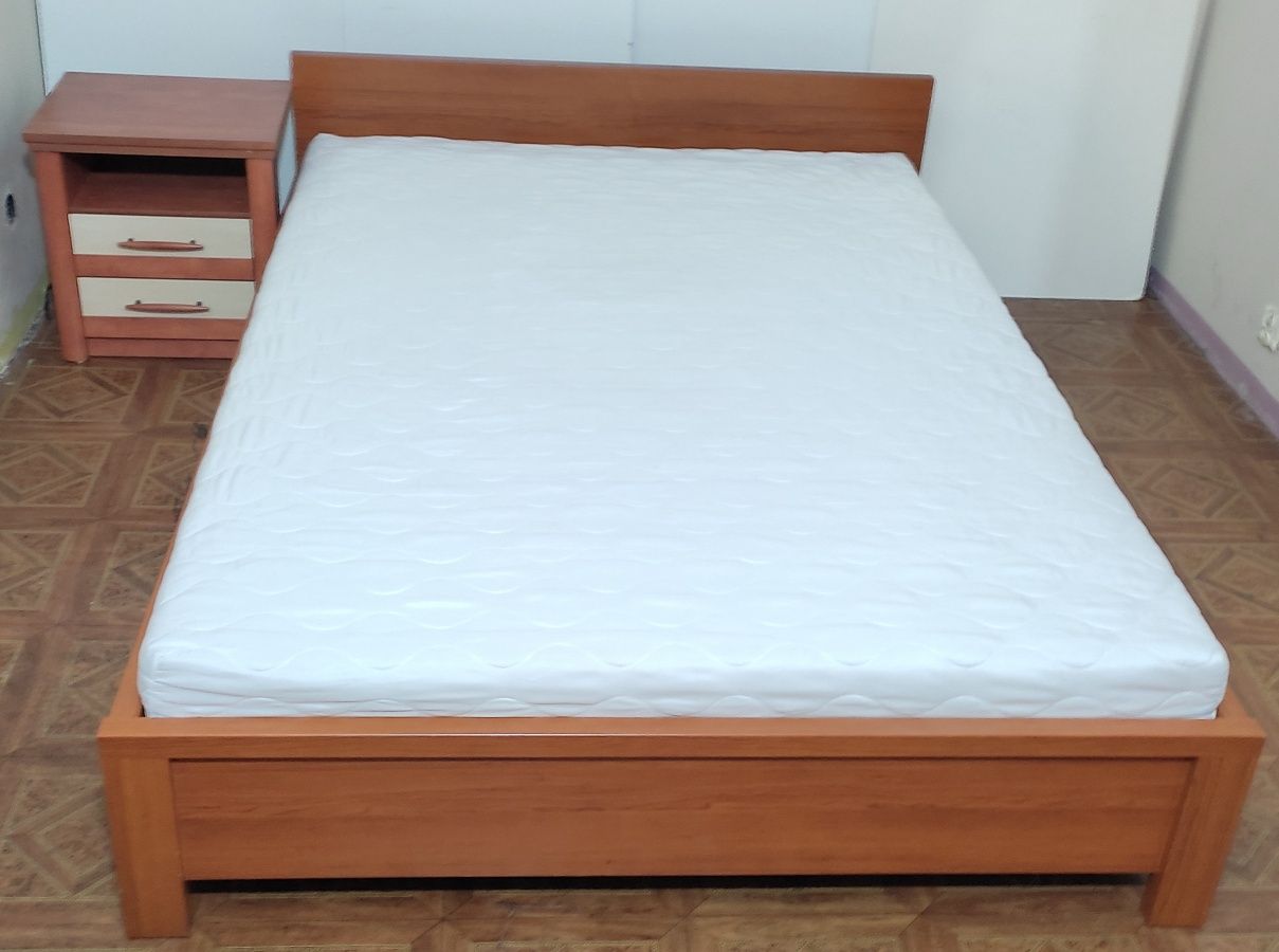 Łóżko BRW 140x200..Z Materacem FDM.