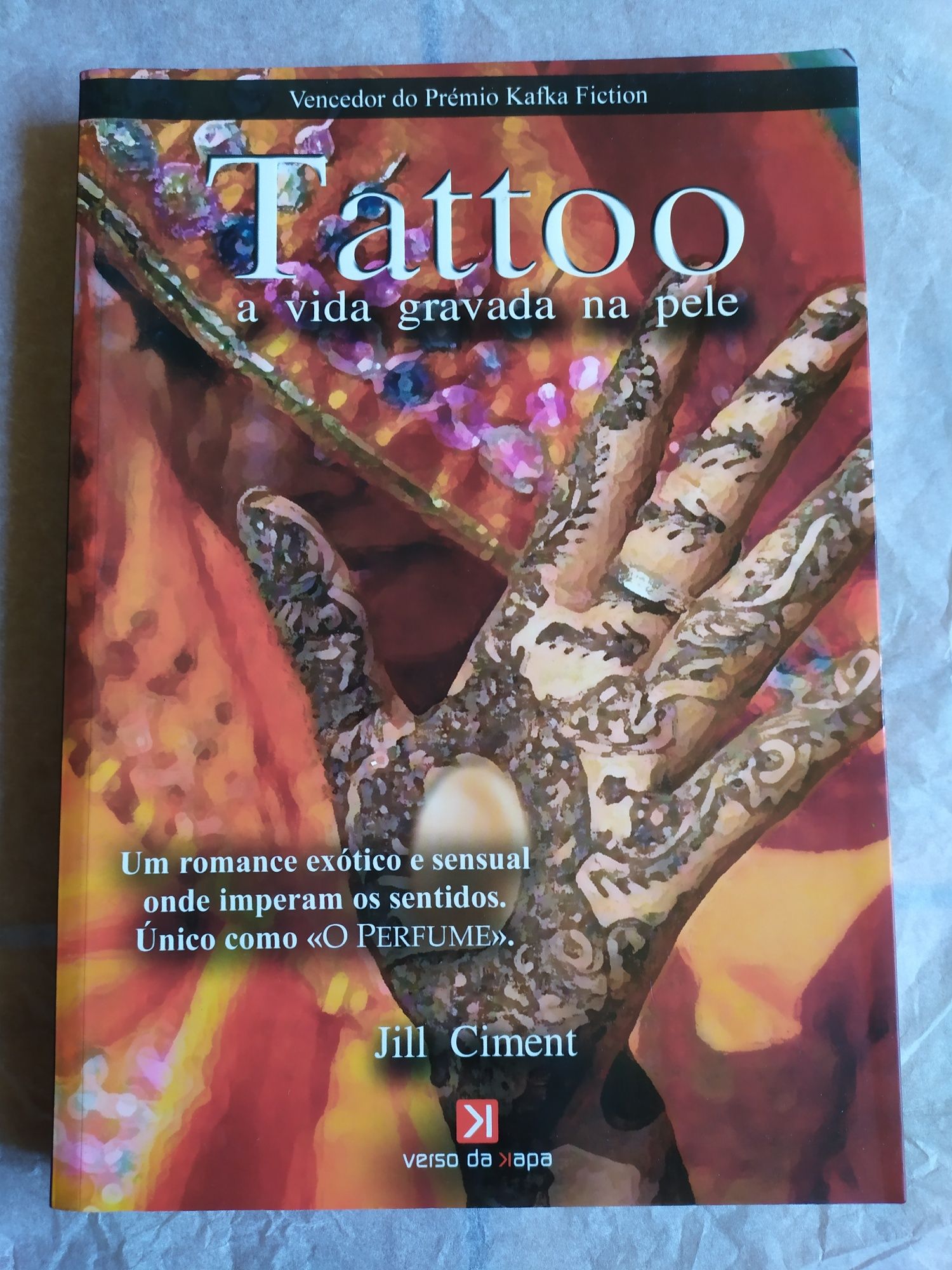 Livro * Tattoo a vida gravada na pele