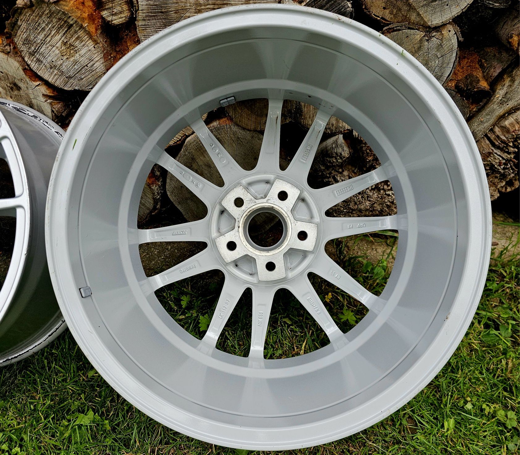 Оригінальні диски R18 5.112 Alutec Monstr Audi Volkswagen Mercedes Sko