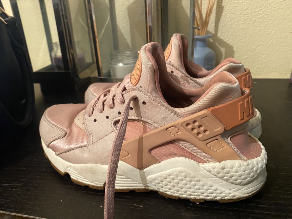 nike huarache rosa