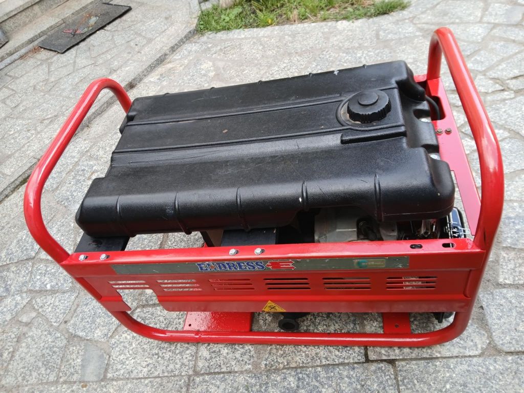 Agregat prądotwórczy Endress 3 fazowy 4,3kW silnik Honda