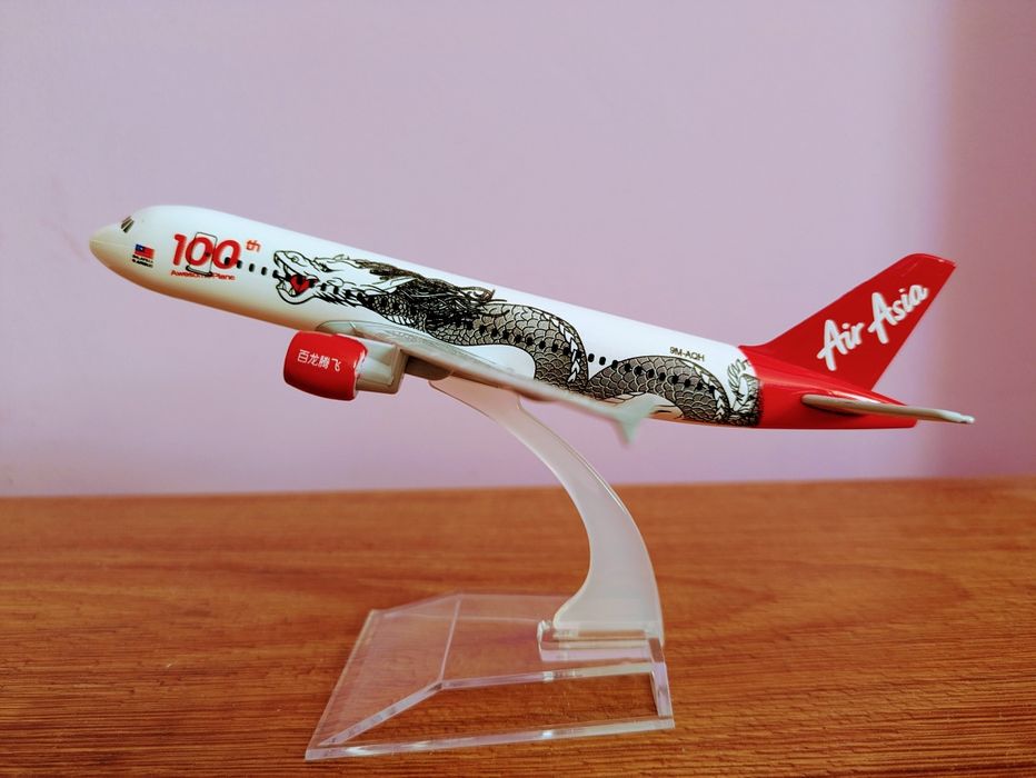 Модель літака Aerobus, Concorde, Boeing нові