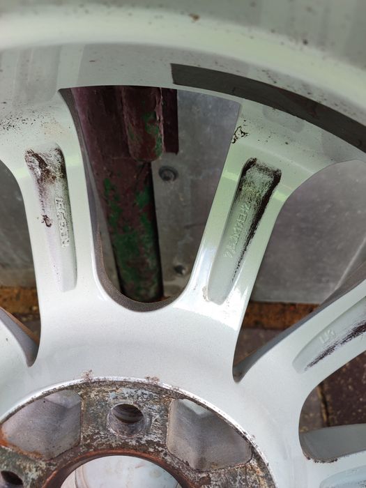 Продам комплект дисків R17