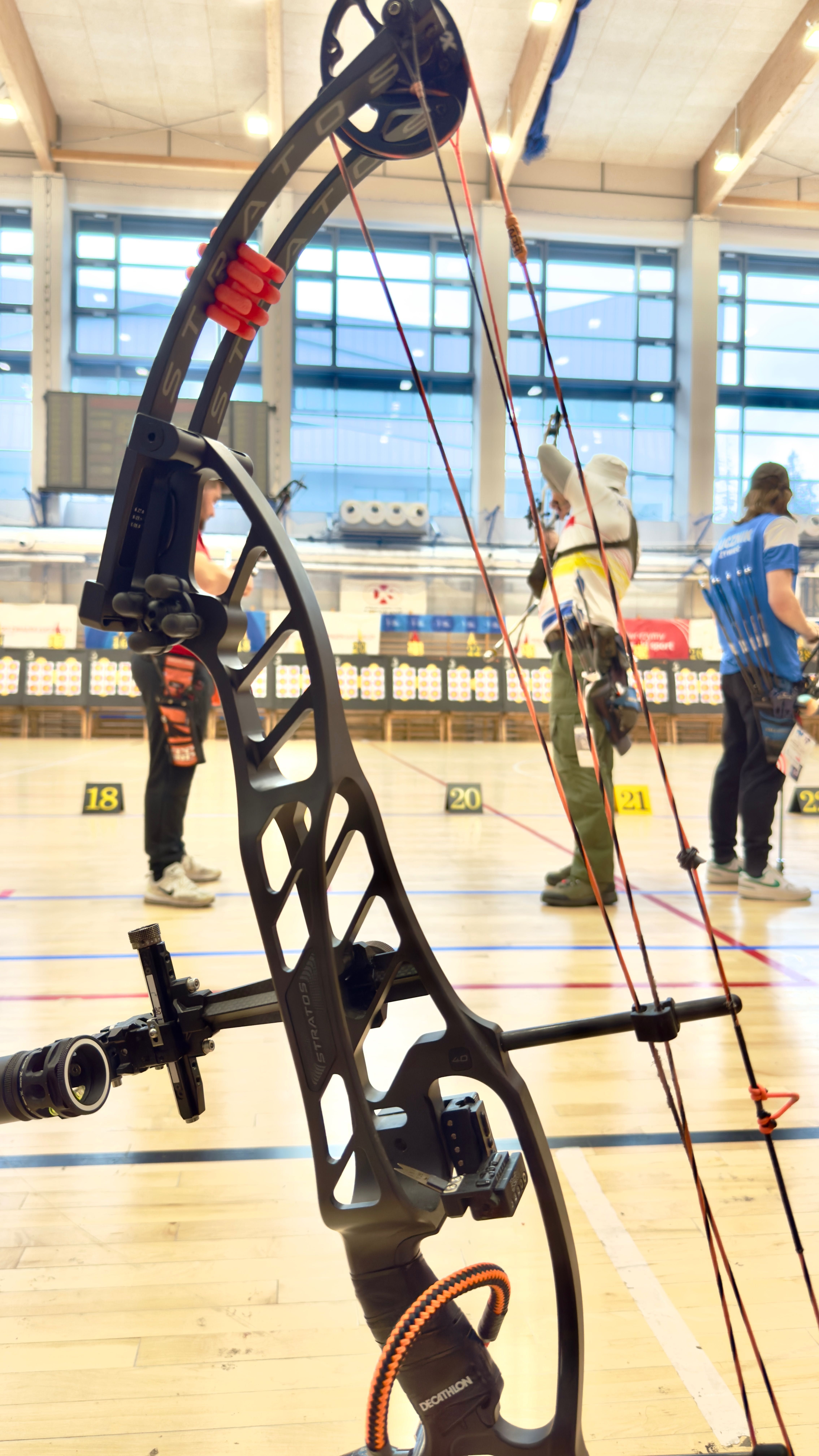 Hoyt Stratos 40 SVX 2