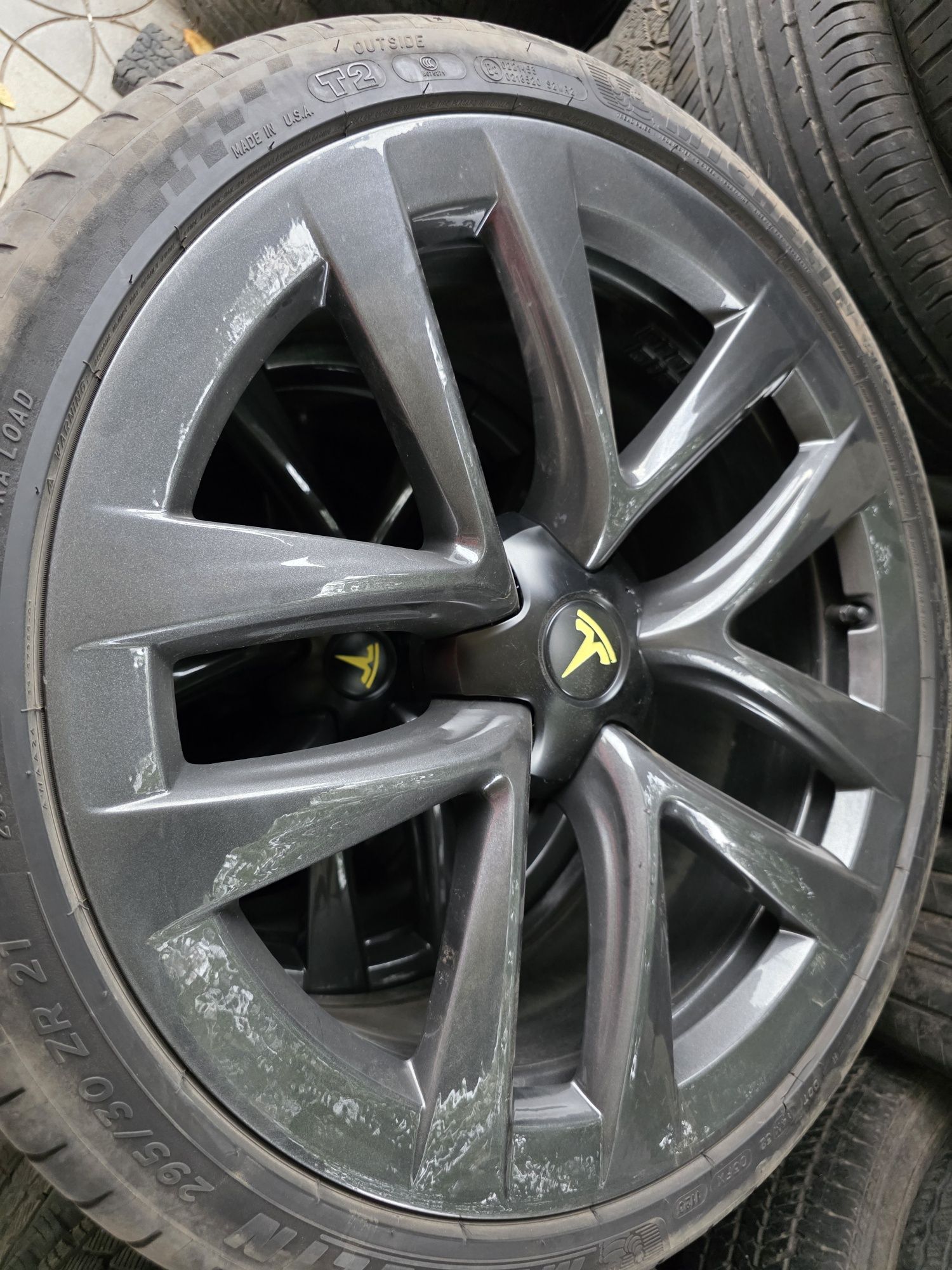 Продам диски Tesla Model S R21