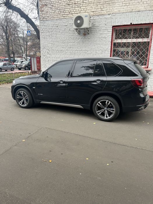 Продам BMW X5 F15