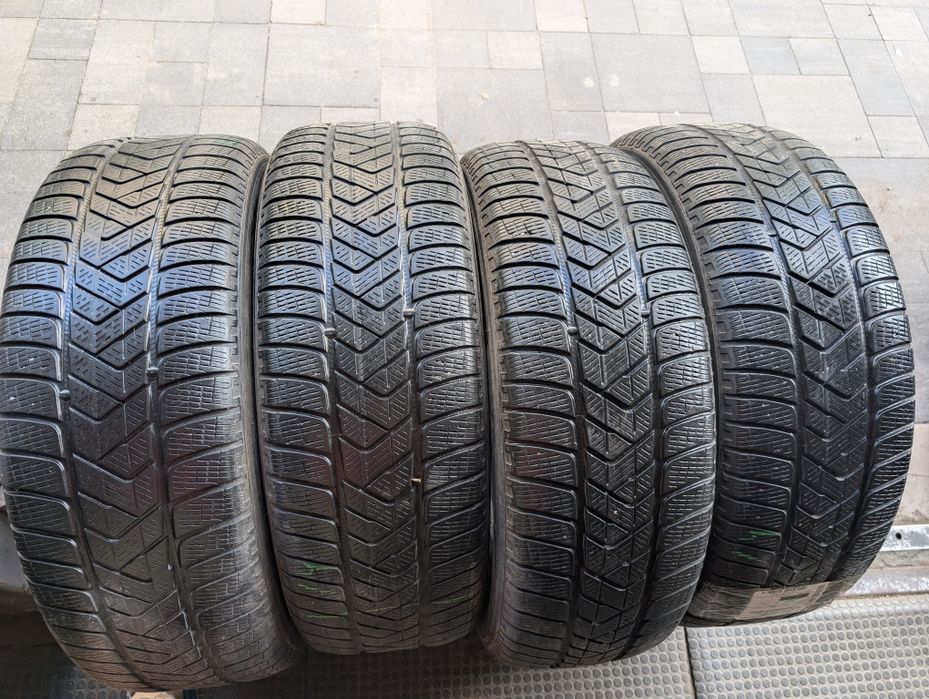 Зимняя резина 235/65 R18 Pirelli