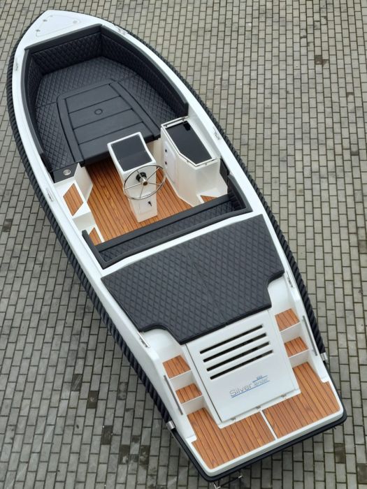 Łódka silver 655 tender