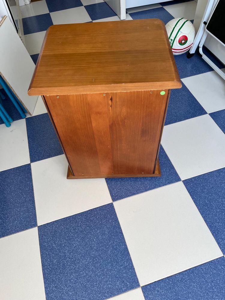 Mesa de cabeceira madeira maciça