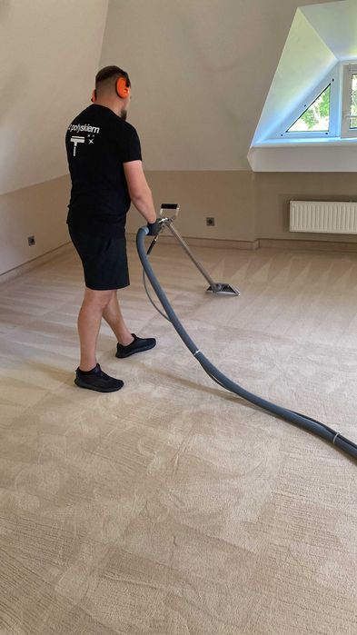 Pranie tapicerki (kanap, krzeseł, wykładzin, dywanów) i sprzątanie