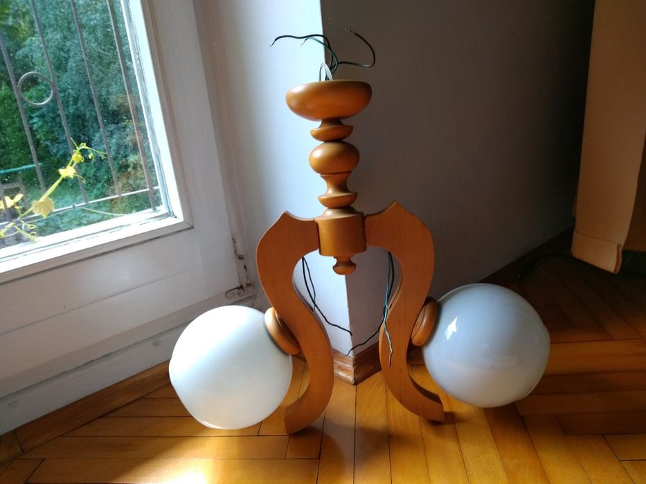 Lampa drewniana wisząca z lat 80 XX w