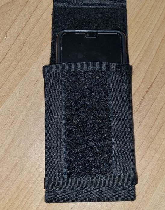 Ładownica na telefon czarna, molle