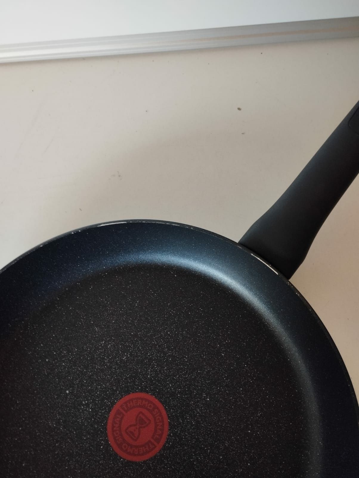 Patelnia Tefal Black Stone 28 cm