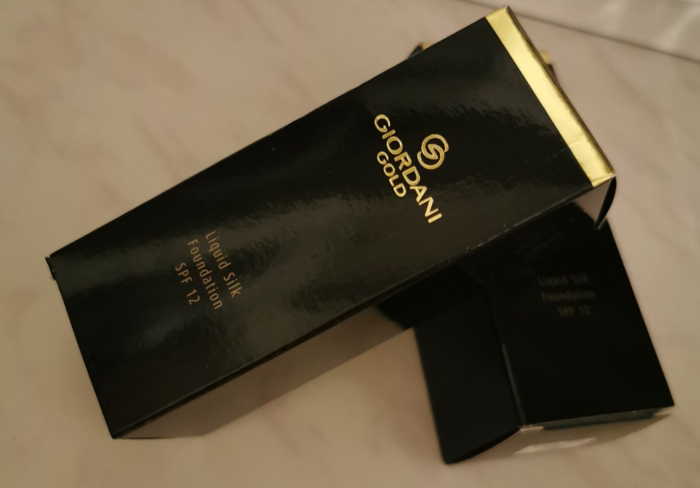 Podkład Liquid Silk Giordani Gold od Oriflame, okazja! Amber