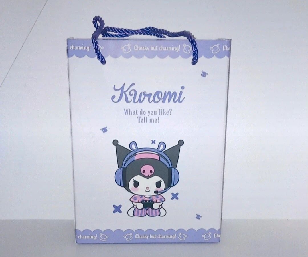 Nowy Kuromi termos z etui + smyczka