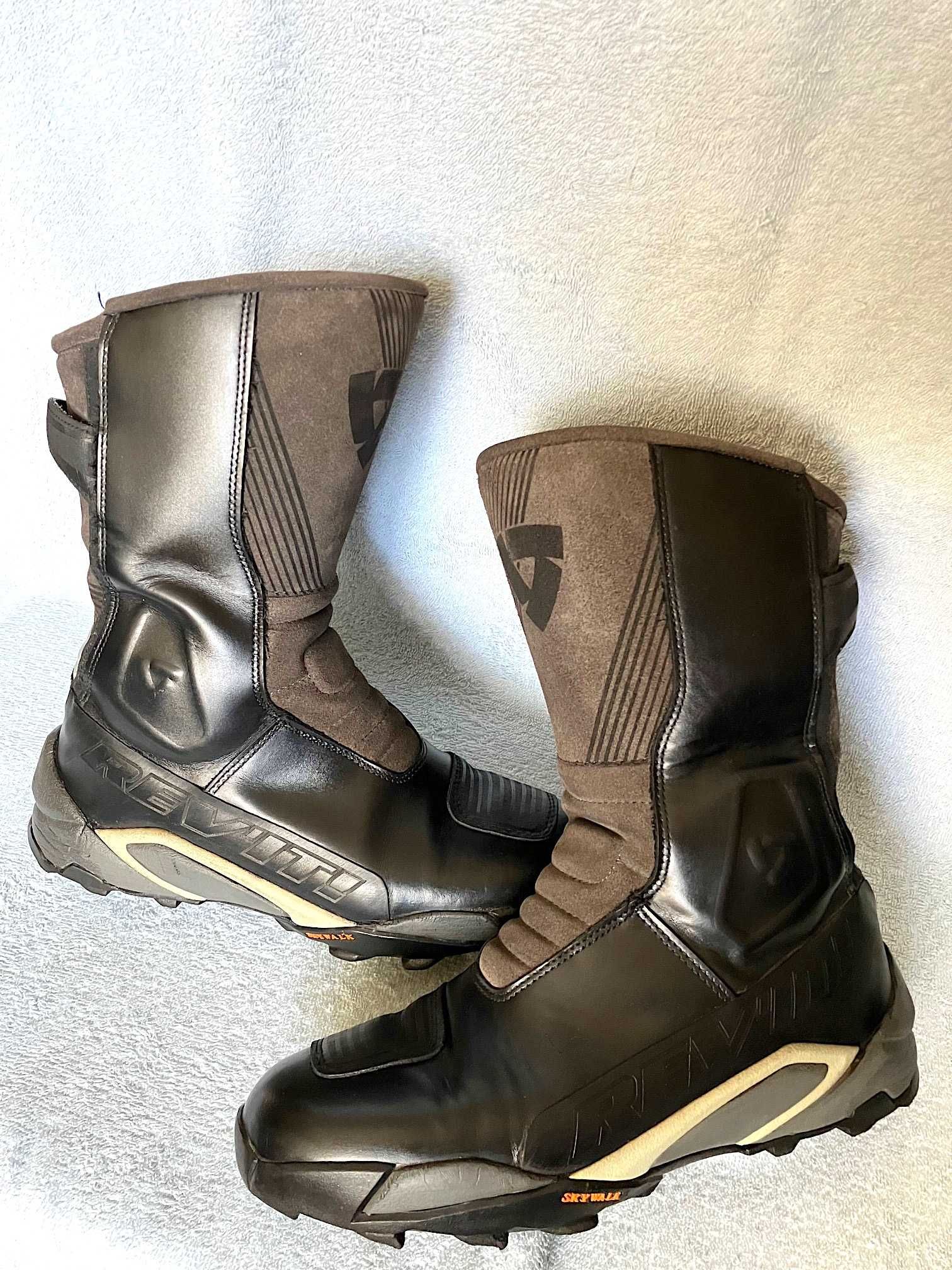 Botas moto Revit