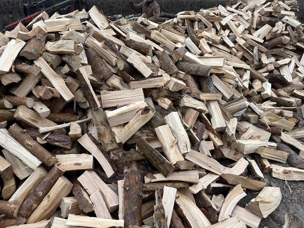 Дрова колоті продам недорого дрова