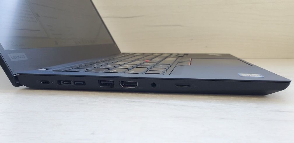 Lenovo ThinkPad T490 8/256 M.2 NVMe Windows 11 FullHD IPS i5-8365U