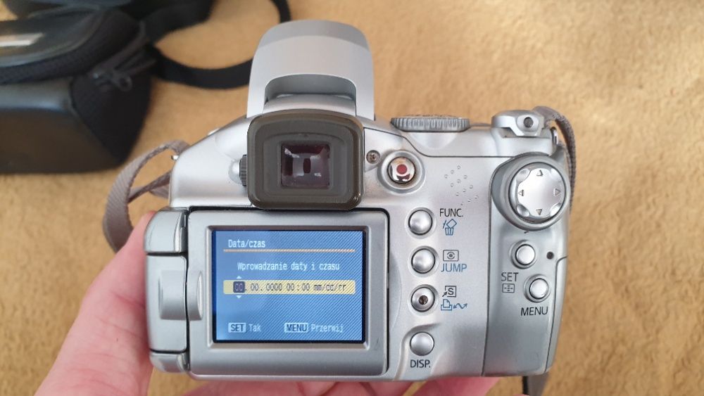 Aparat cyfrowy kompaktowy Canon Powershot S2 IS + 2 pokrowce +2karty