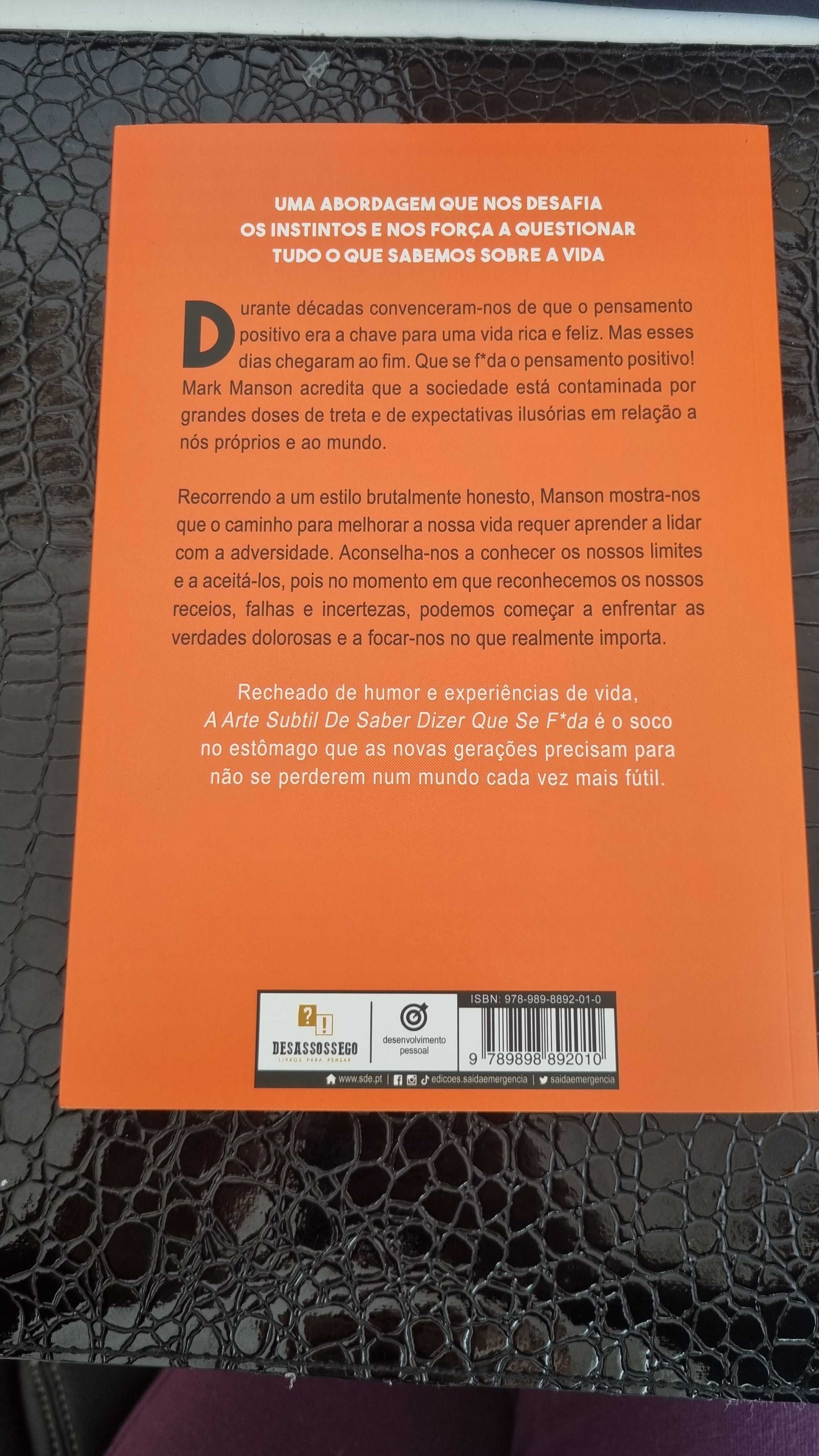 Livro "A arte subtil de saber dizer que se F*da" de Mark Manson