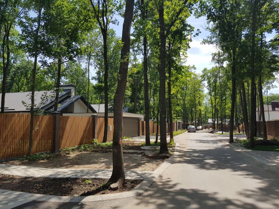 Офис продаж в КП "Лесное"  участок 13 соток в лесопарке без комиссии