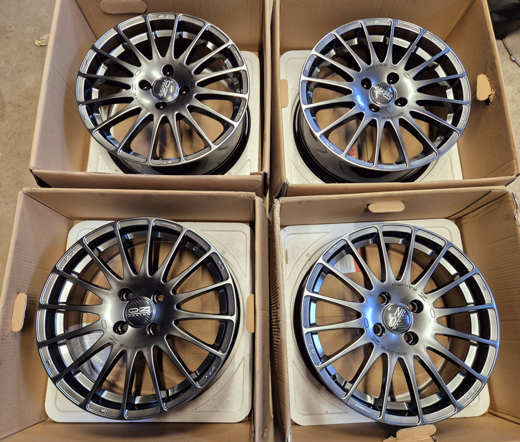 Felgi oz superturismo GT 17 4x108 audi ford Fiesta peugeot citroen