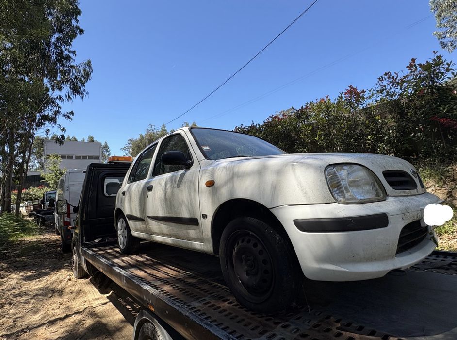Nissan Micra para peças