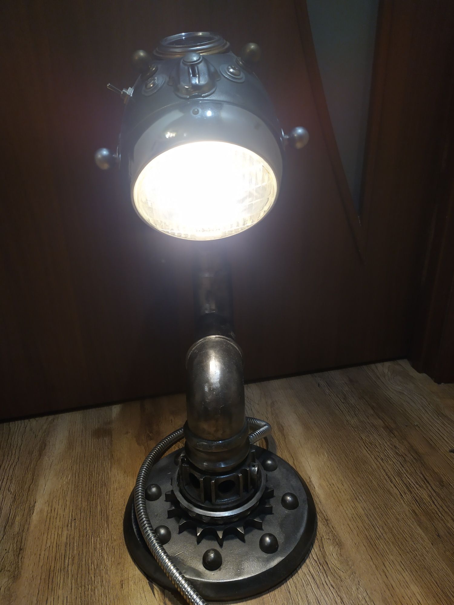 Лампа ручной работы