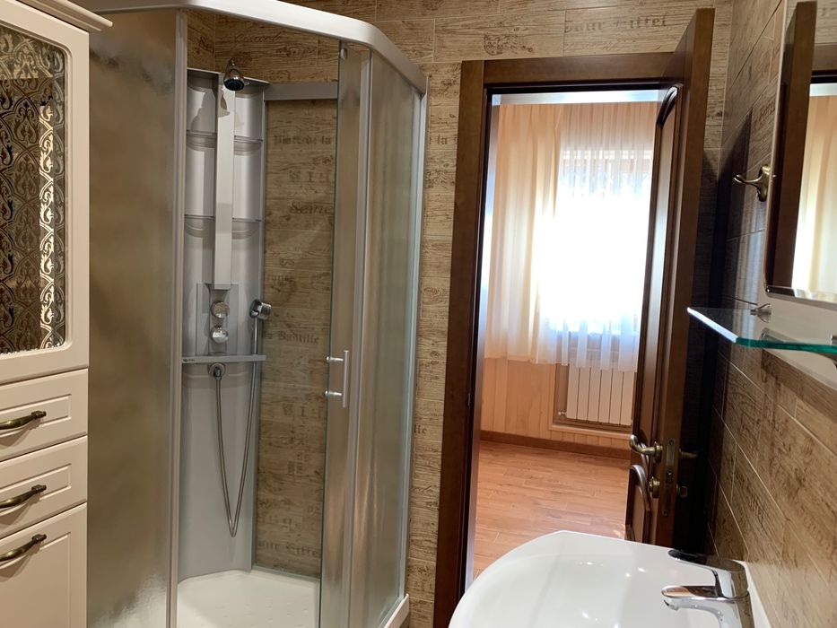 Оренда БЕЗ% будинку 185 м², 6 сот / Нивки, Порічкова / аренда дома