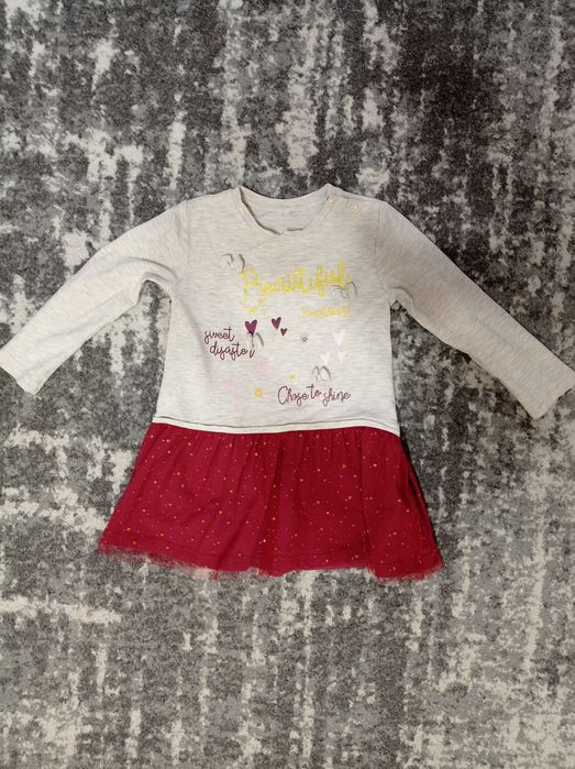 Sukienka z długim rękawem dla dziewczynki w rozmiarze 92