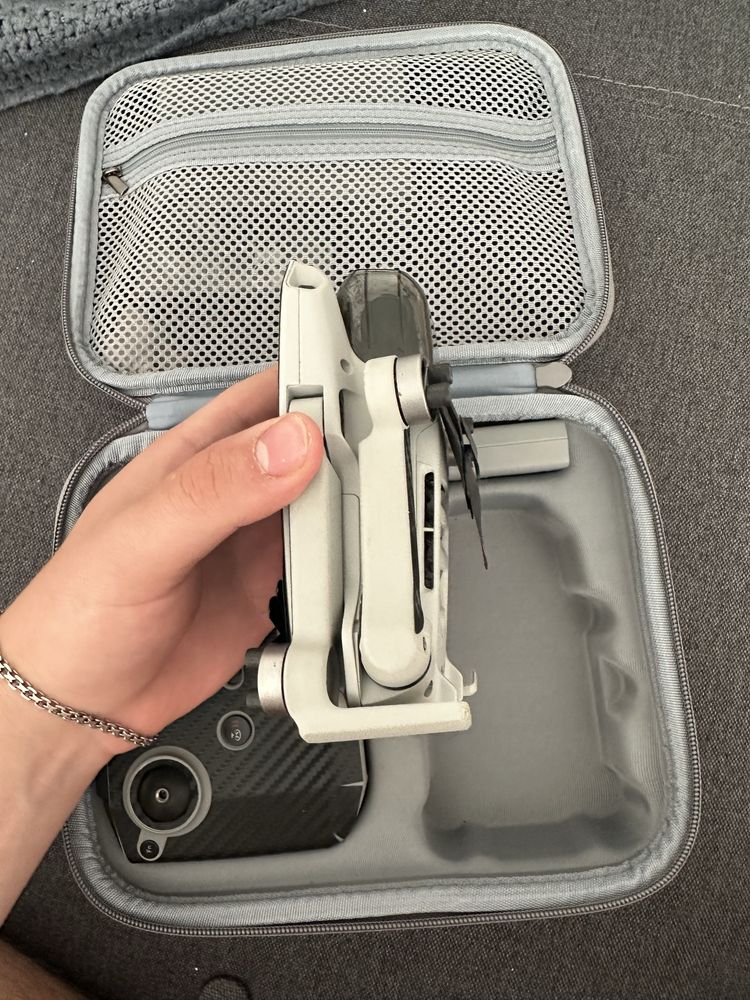 Квадрокоптер DJI mini 2