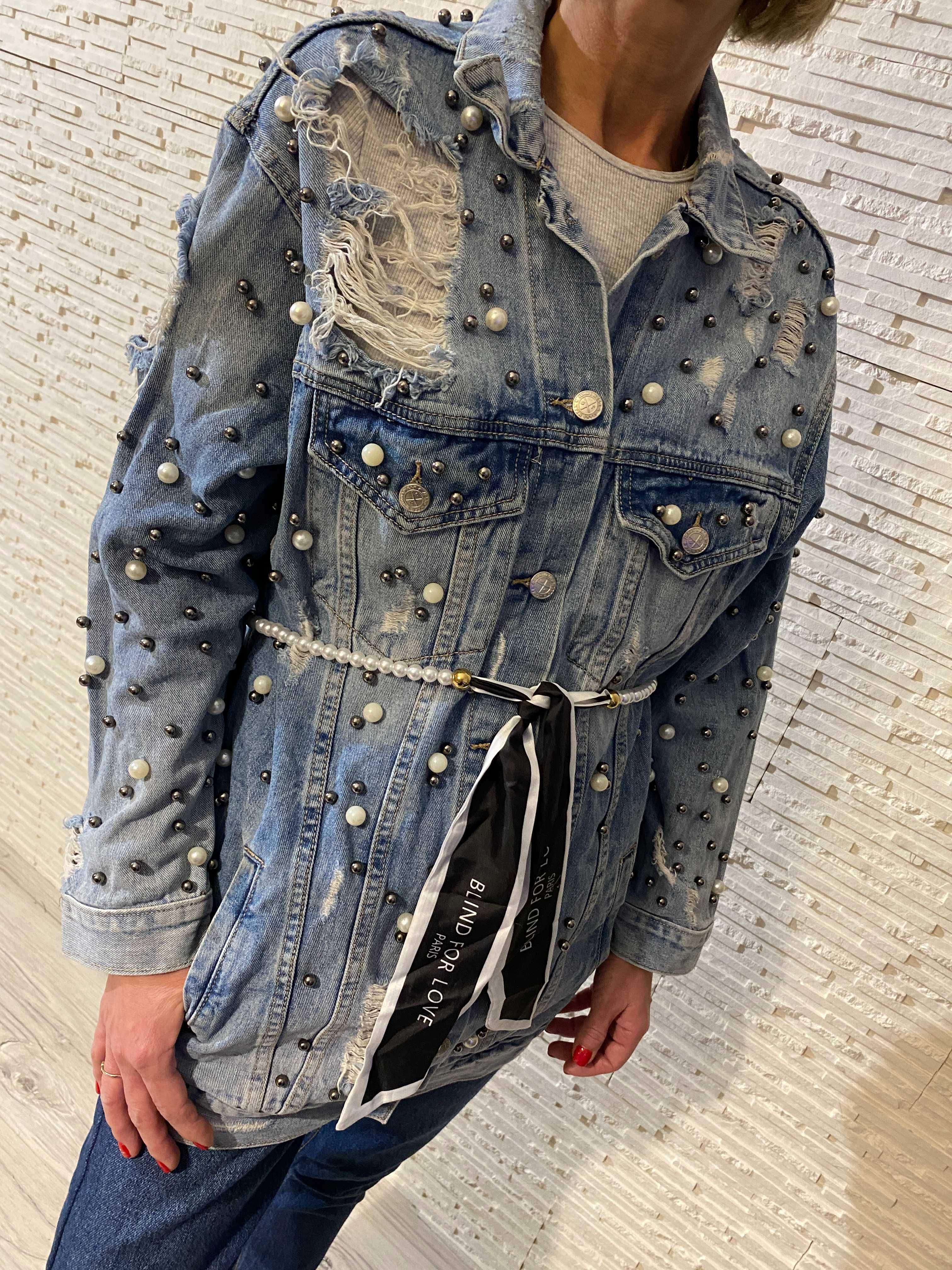 Jewelly katana - kurtka jeanowa oversize  z perełkami perły M