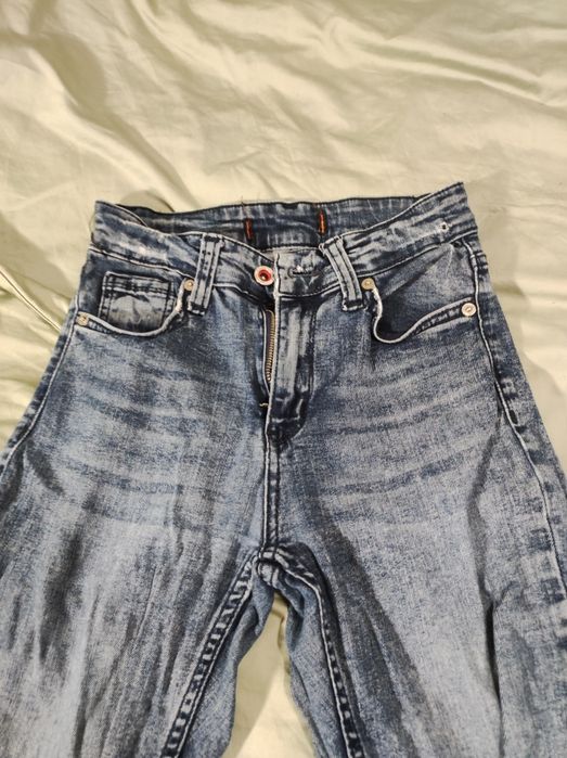 Джинси скіні синього кольору