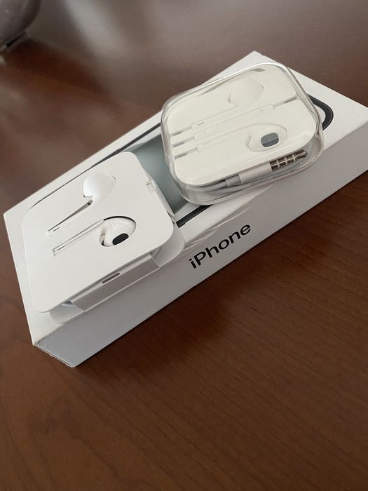 EarPods (Lightning Connector) Apple ORIGINAL64298101998082123