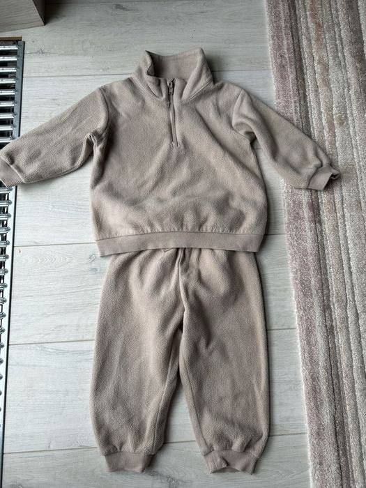 Флісовий костюм h&m на вік 9-12 міс.