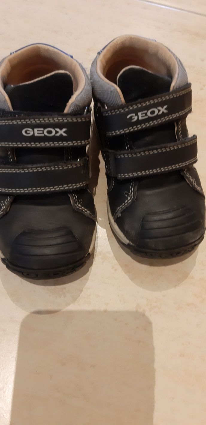 Bota de menino número 24 Geox