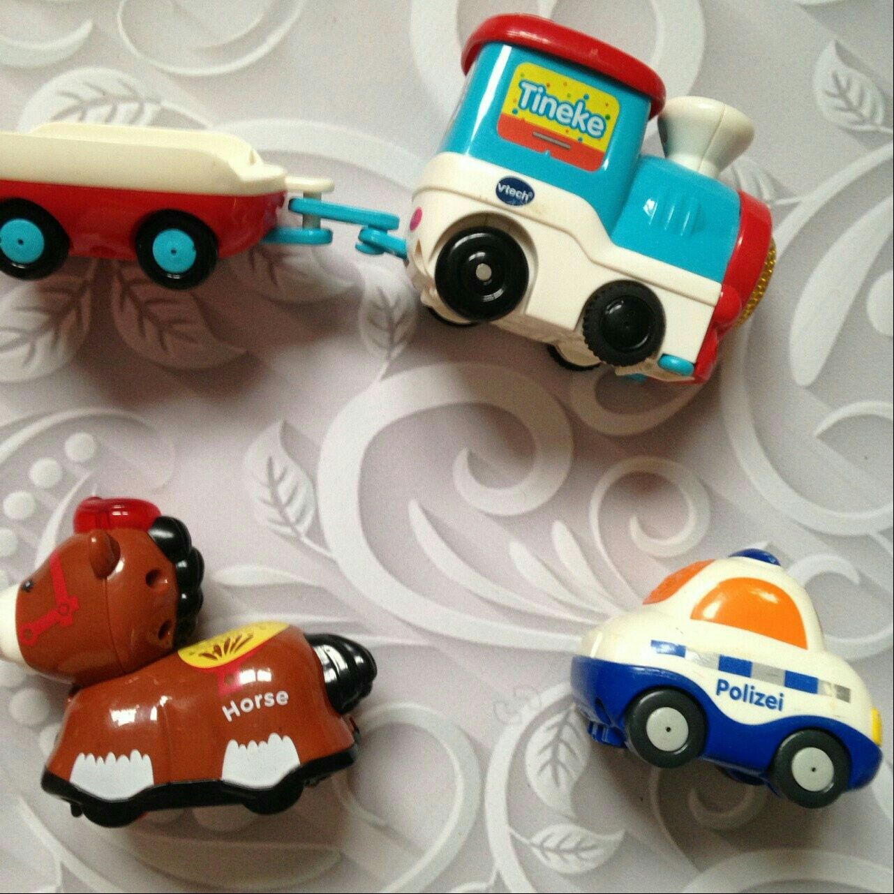 Іграшки Vtech, потяг, трактор, пожежна, поліцейська