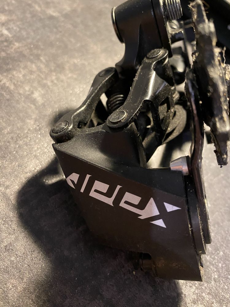 Przerzutka sram apex 1